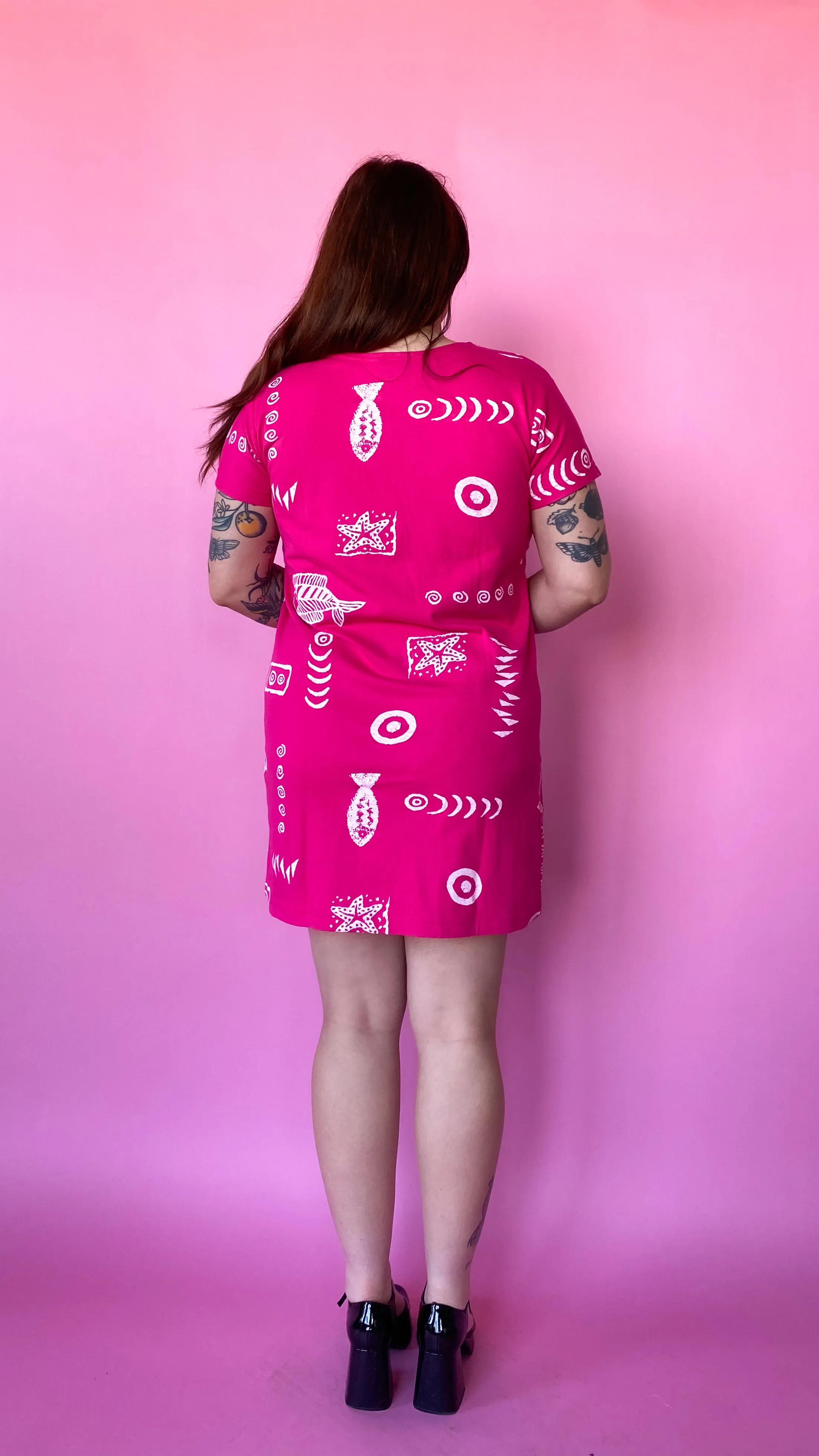 1990s Pink Fish Print T-Shirt Dress, sz. XL-2XL