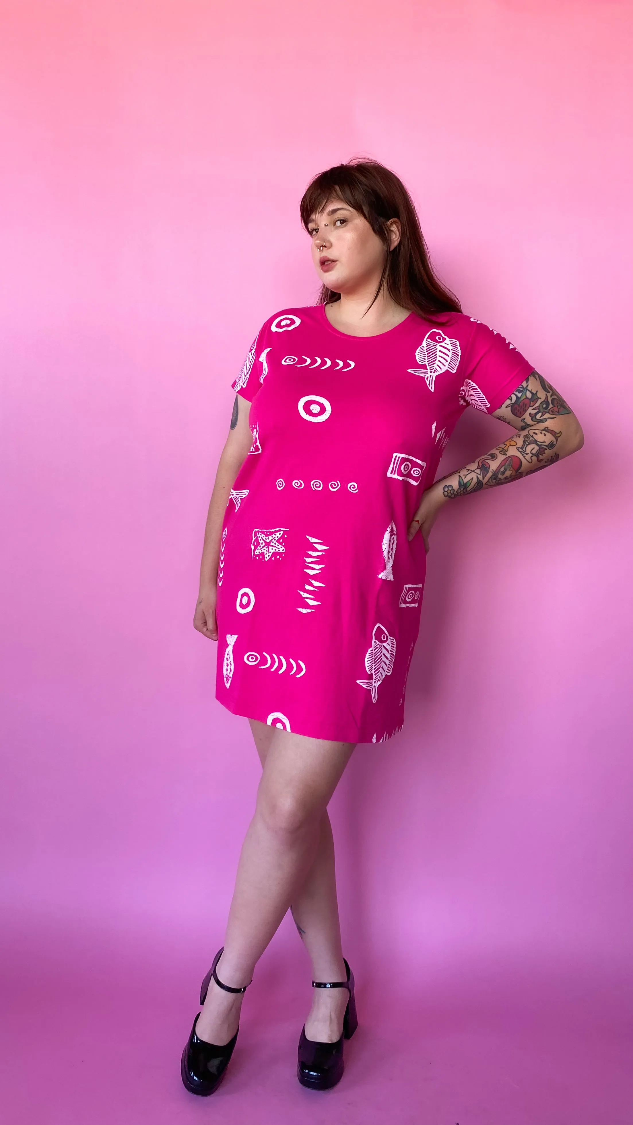 1990s Pink Fish Print T-Shirt Dress, sz. XL-2XL