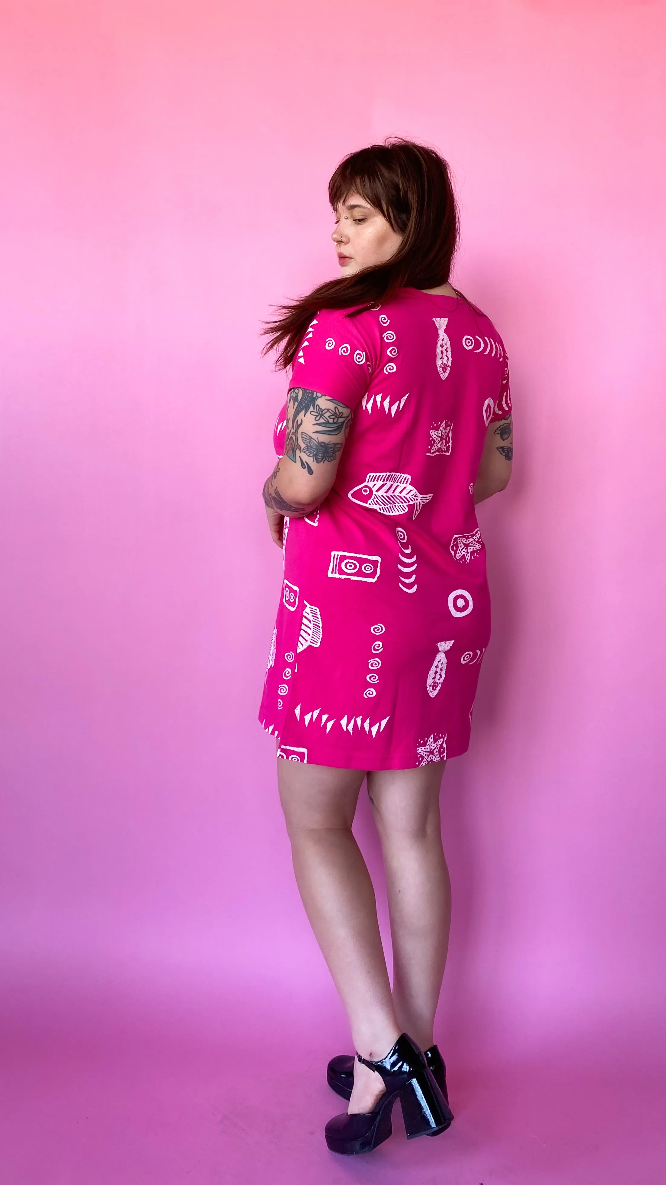 1990s Pink Fish Print T-Shirt Dress, sz. XL-2XL