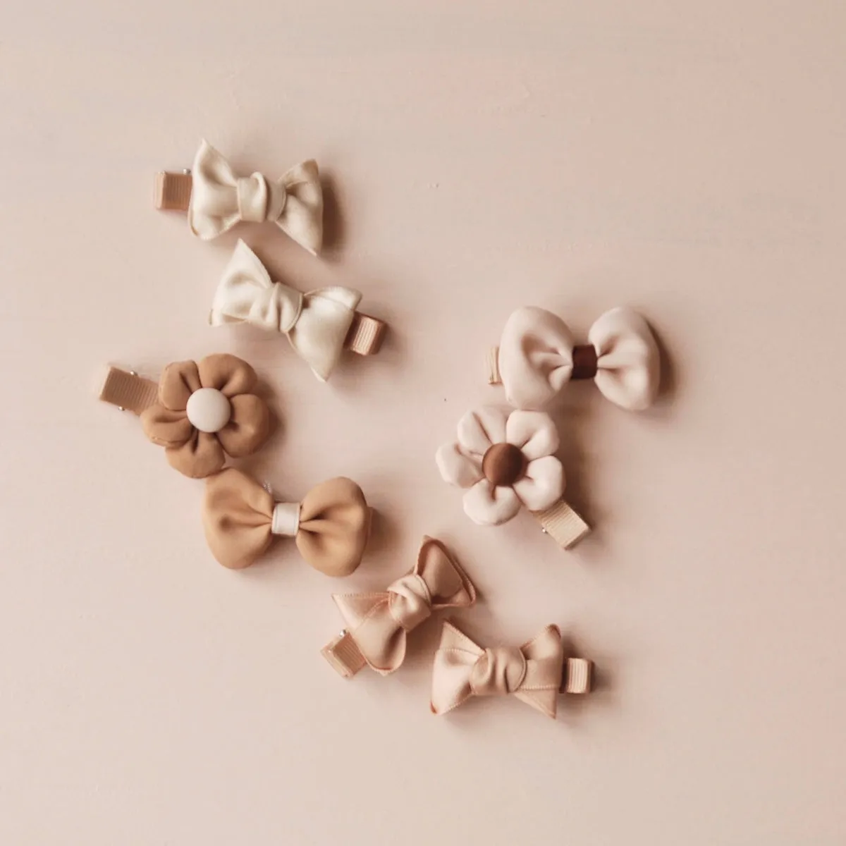 Alice Bow Hair Clips for Little Girls - Golden