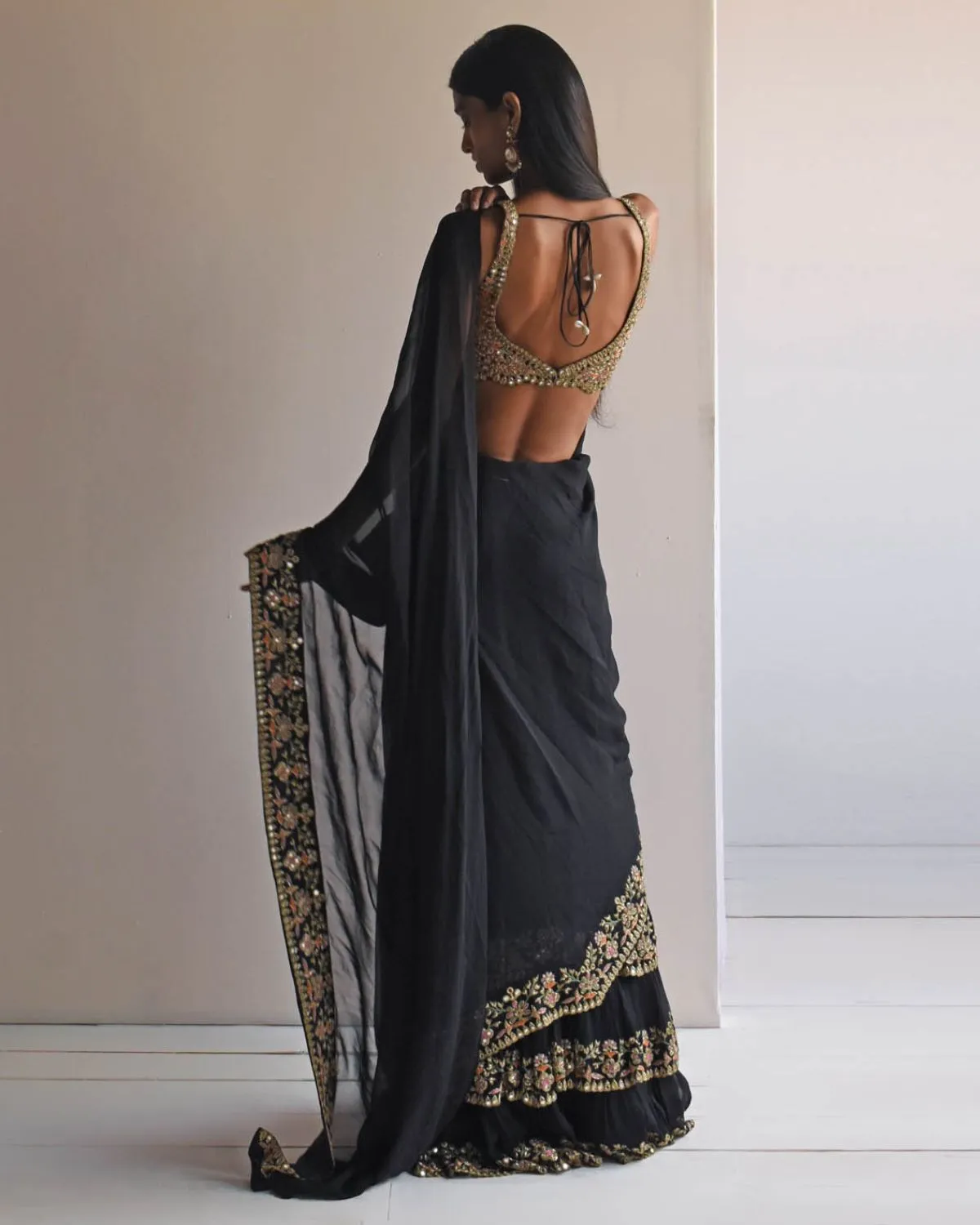 Black Multi-Thread Sari Set