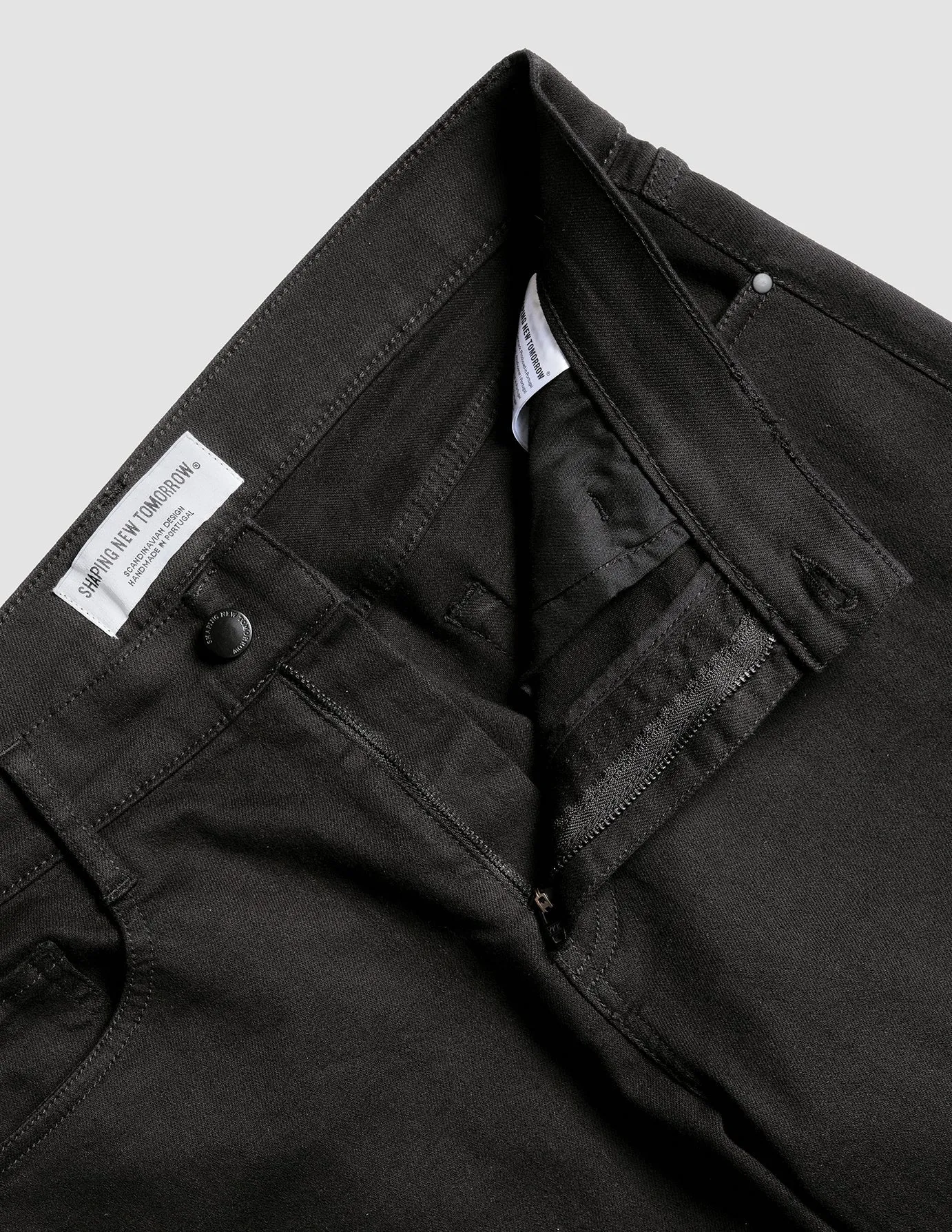 Classic Jeans Regular Stay Black