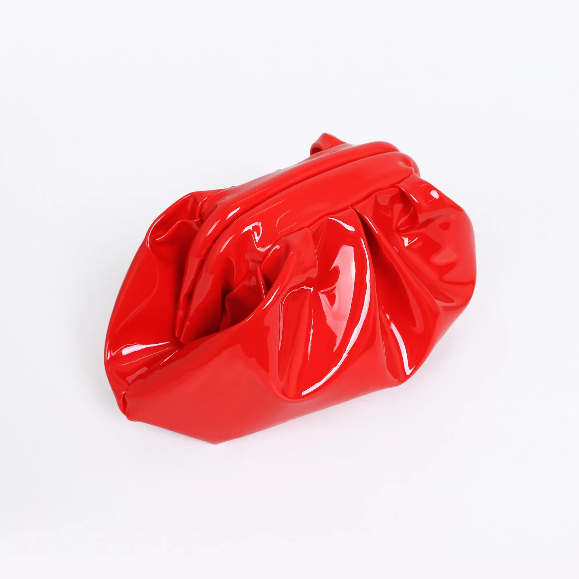 cloud clutch - red