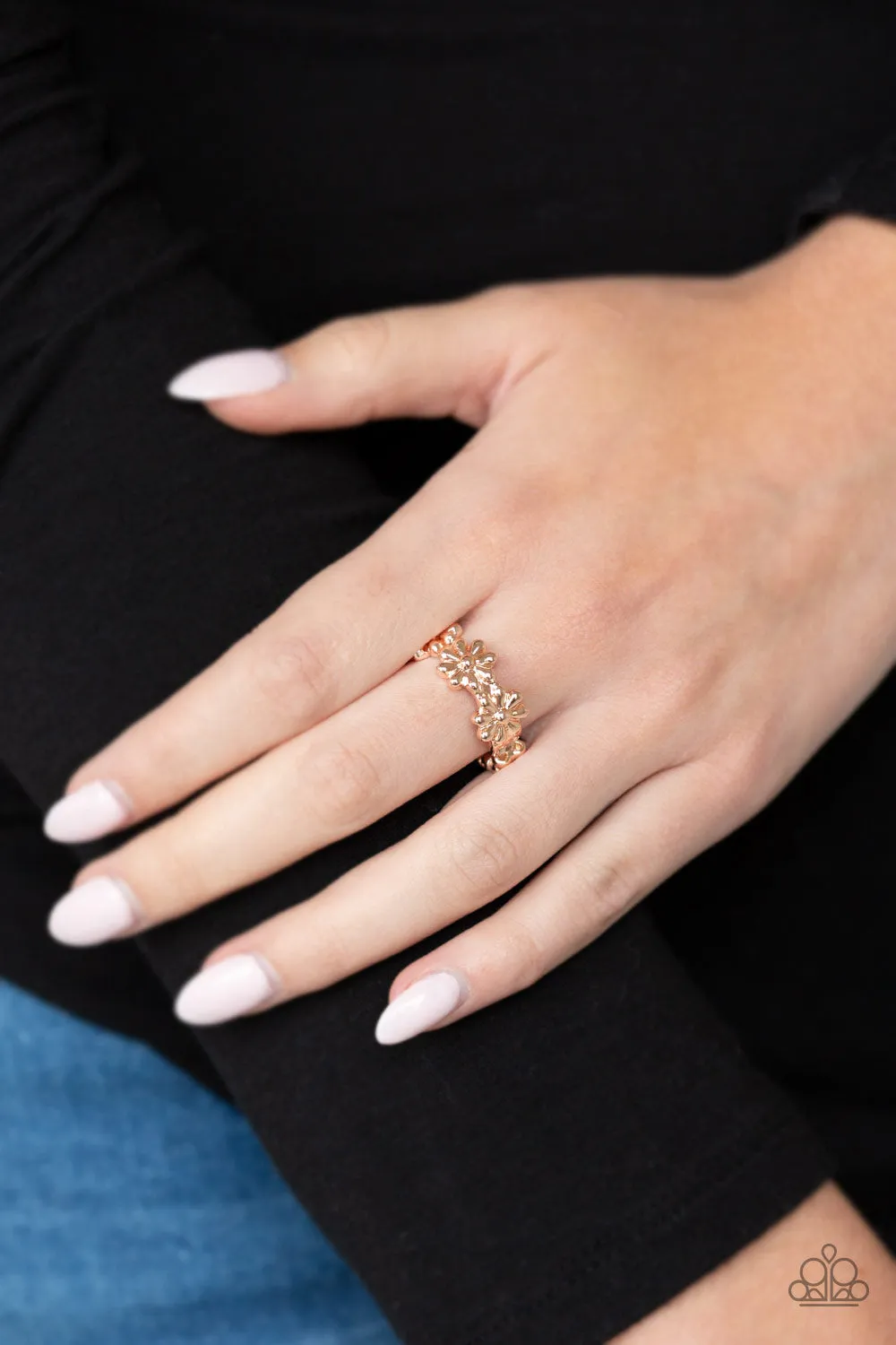 Daisy Dapper - Rose Gold Ring