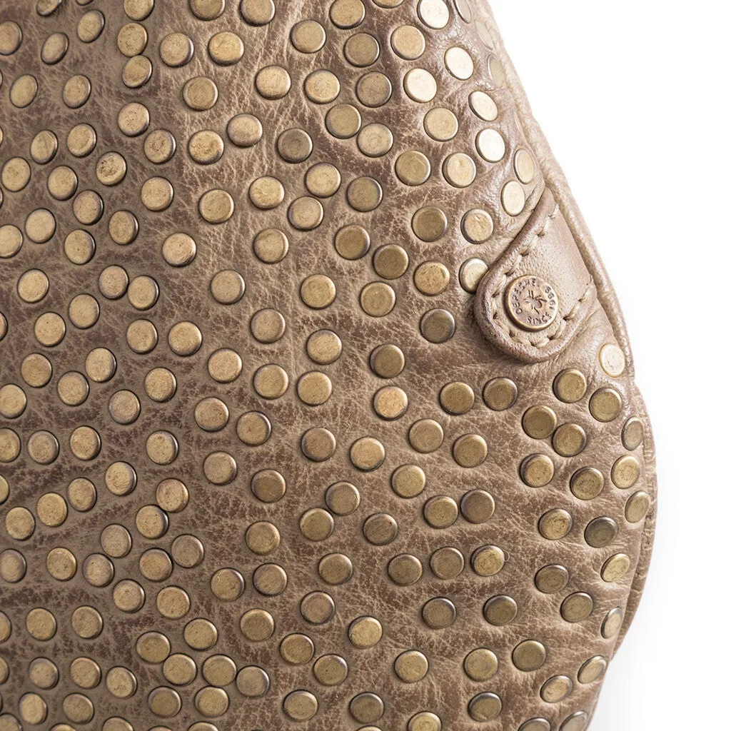 Leather bumbag with rivets / 15752 - Taupe (visione)