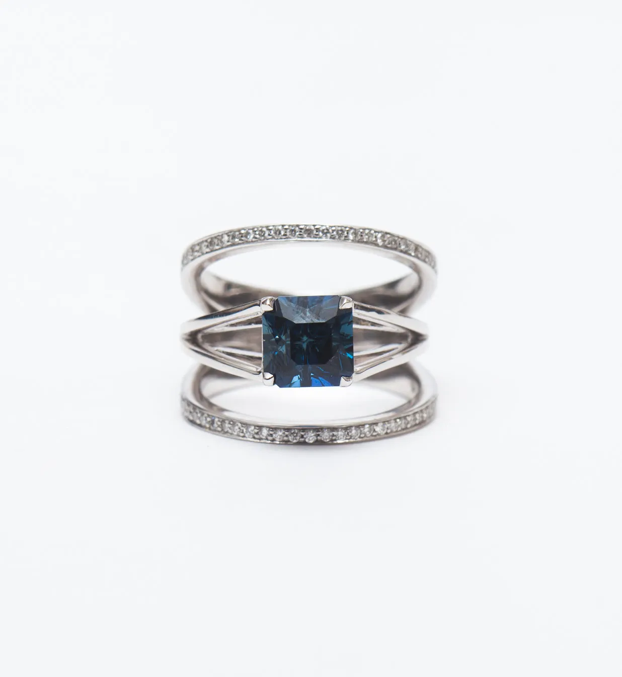 Nigerian Sapphire Centered & Acute Ring Set