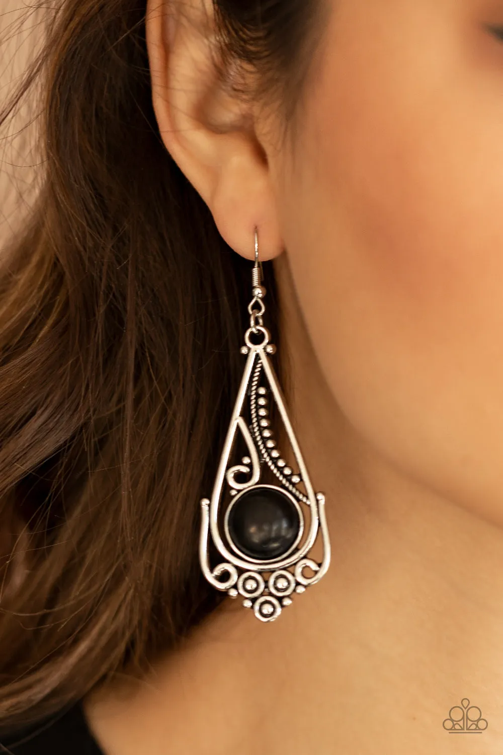 Paparazzi Canyon Climate - Black Earrings