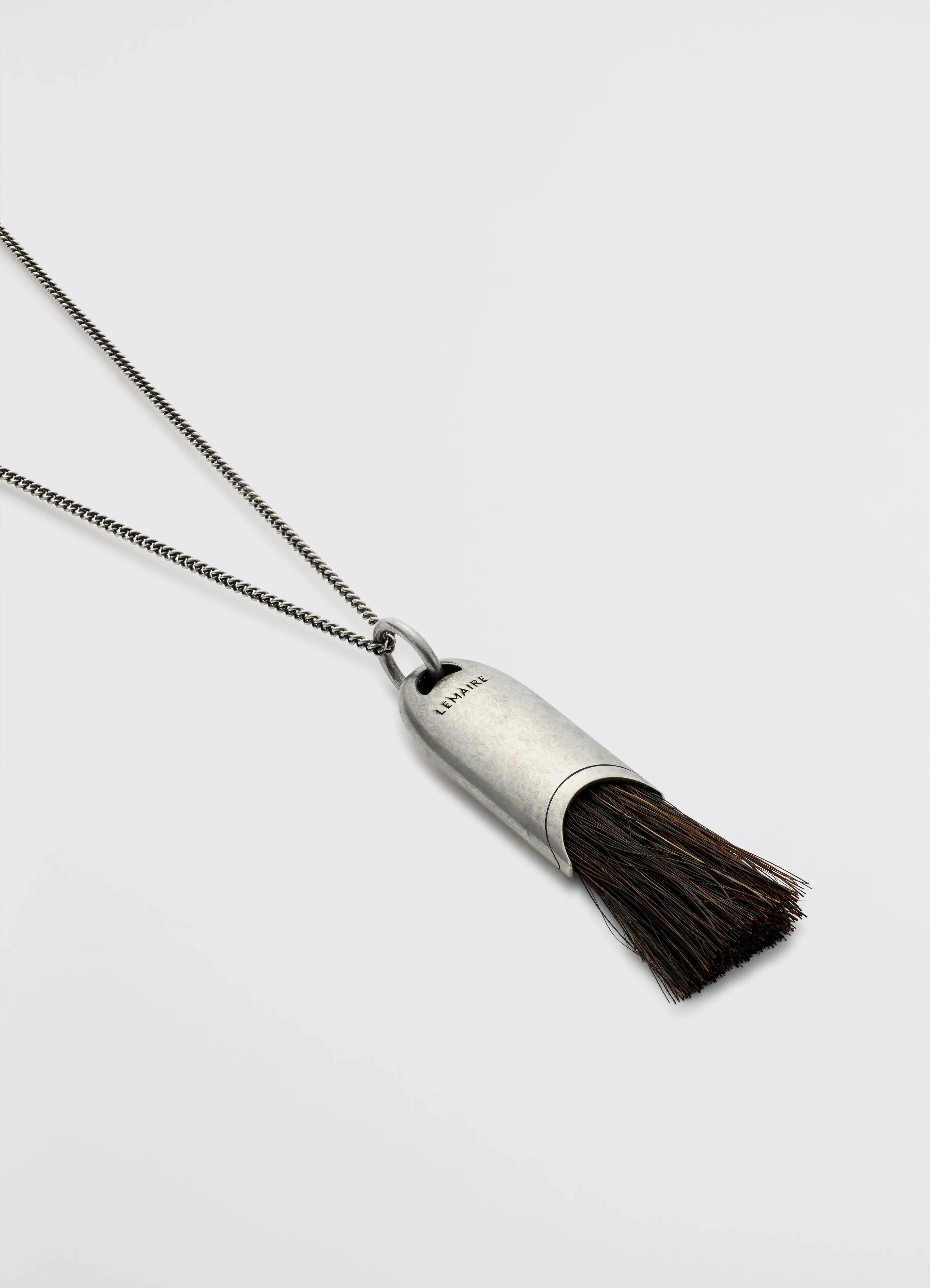 PERSONAL BRUSH NECKLACE