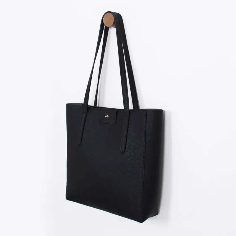 pino black shoulder bag