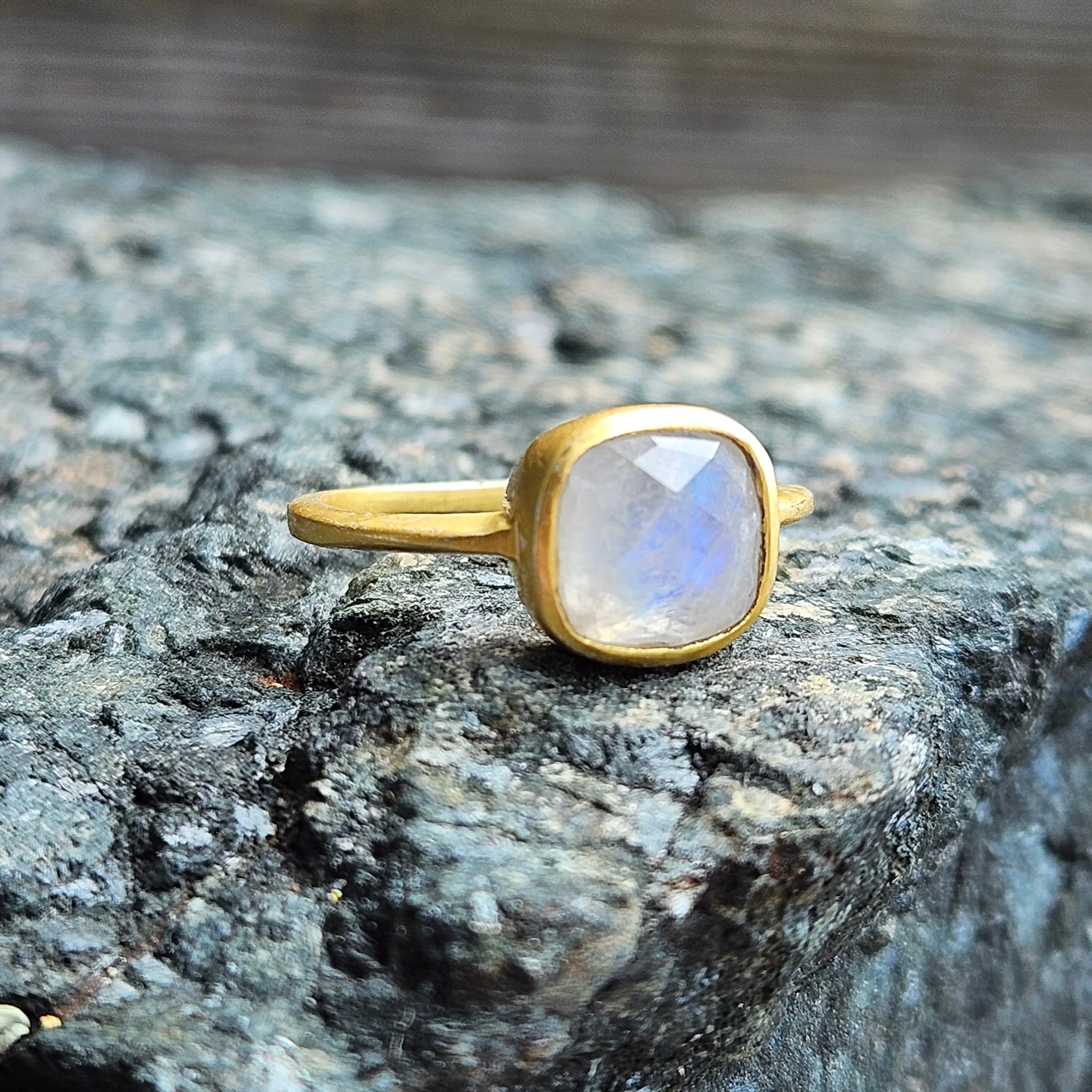 Rainbow Moonstone Mountain Mist Ring