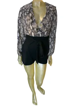 Snake print ruffled shirt with jumpsuit shorts set