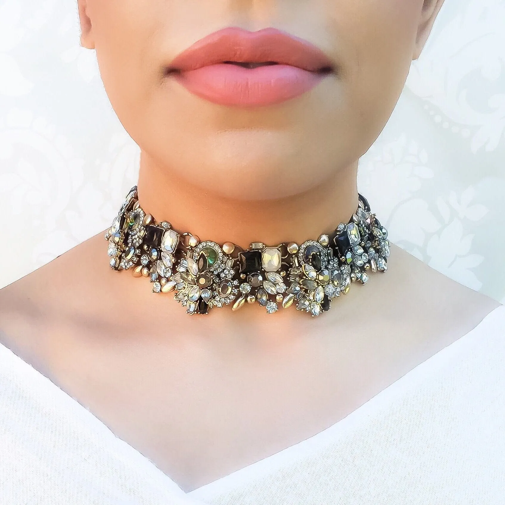 STORM Rhinestone Choker