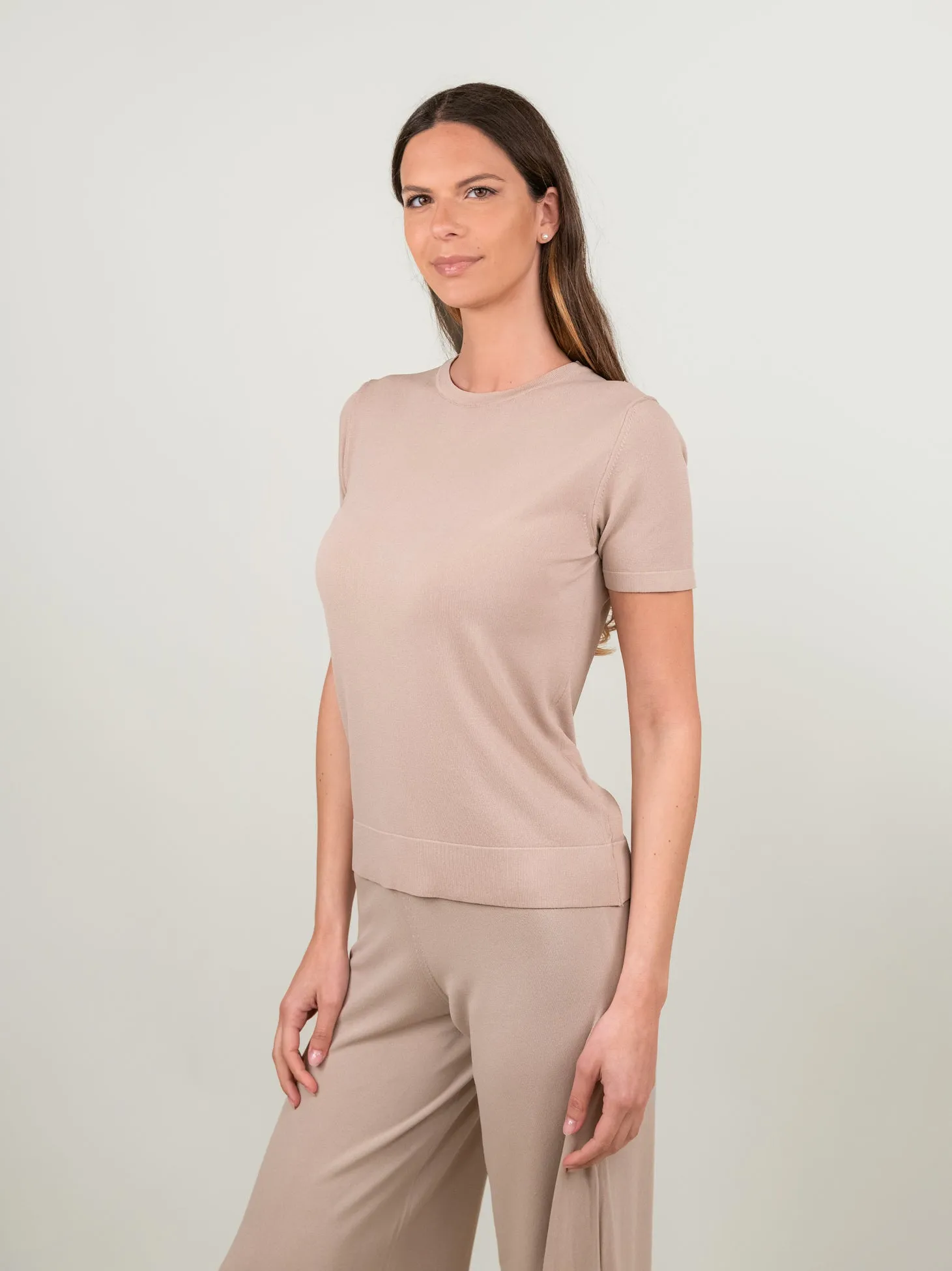 T-SHIRT A MANICA CORTA IN MAGLIA BEIGE